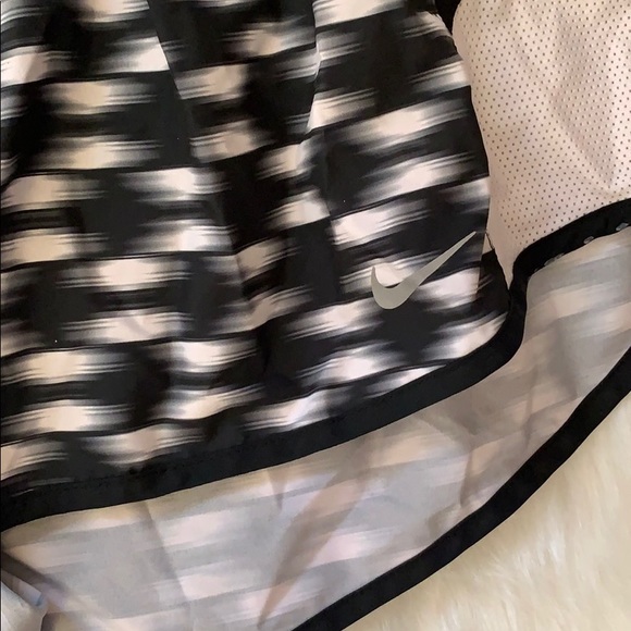 Nike Shorts - Picture 2 of 2